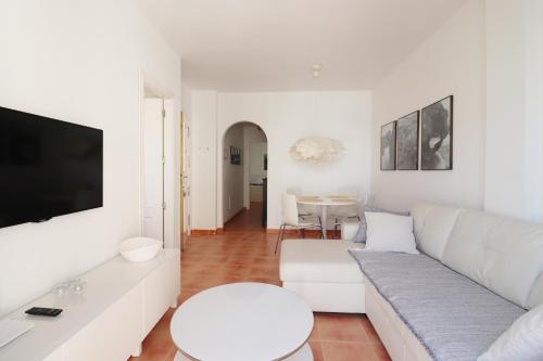 Apartamento Pescia con piscina en centro de Nerja