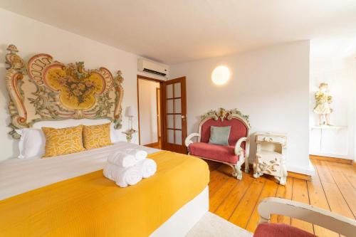 Charming Classic-Rustic Retreat in Historic Lisbon