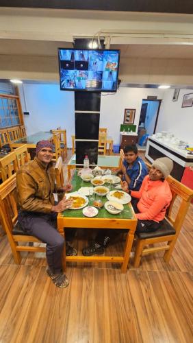 Gallery image of D ROYAL LADAKH Hotel & Restaurant in Kargil
