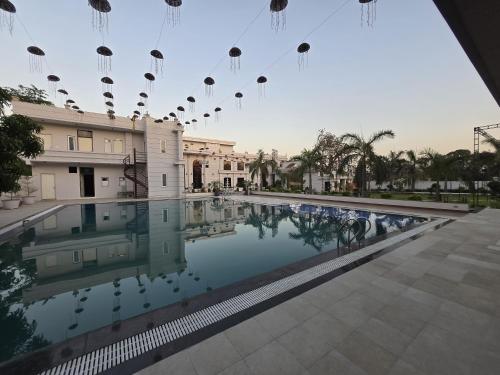 Gallery image of Hotel Divine Banaras By Resort in Saraia