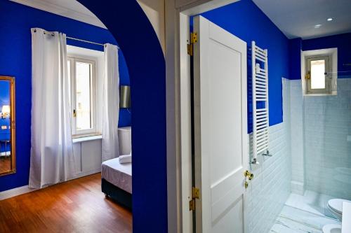 Royal Blue Holiday Apartment