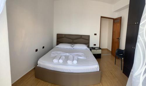 Cozy Corner Apartment