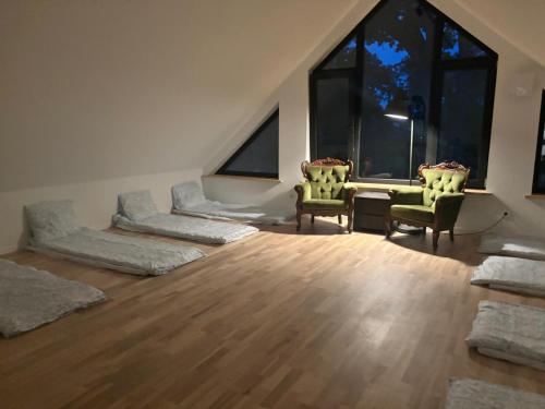 Ruang duduk di Kipeni Guest House