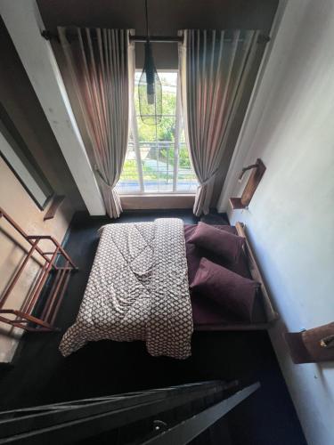 Postel nebo postele na pokoji v ubytování Rustique House dbl