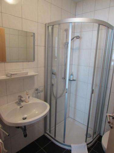 Ein Badezimmer in der Unterkunft Apart Alexandra