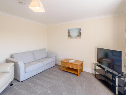 Et tv og/eller underholdning på Dawson Park 2 - Uk12661