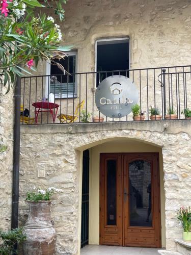 Photo de la galerie de l'établissement CASITA Hôtel, à Puygiron