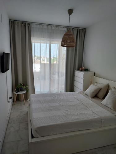 Pet friendly beautiful flat with view, 3 pools