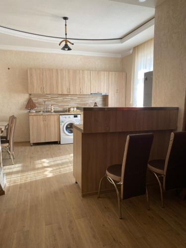 Dapur atau dapur kecil di Kazbegi Sioni Apartments 1