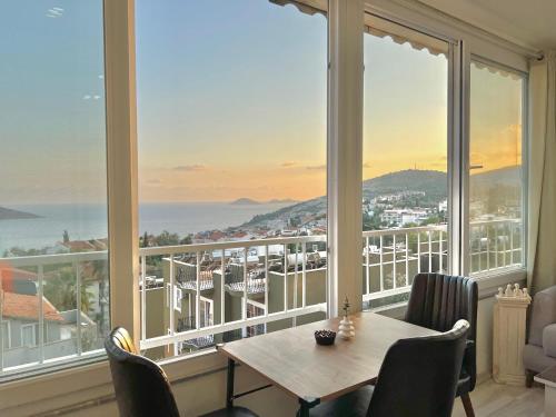 Rooftop Apart with Sea View in Kalkan Center