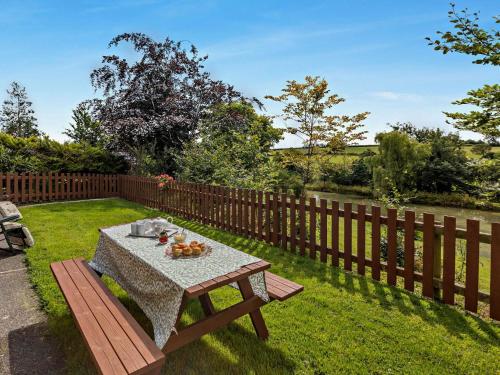 Κήπος έξω από το 4 Bed in Bude LAMER