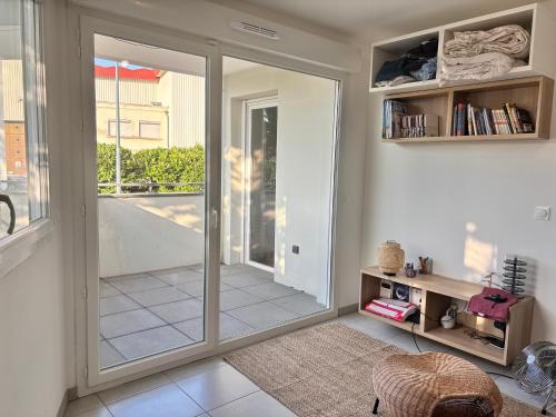 Photo de la galerie de l'établissement Chambre neuve chez habitant, à Vénissieux