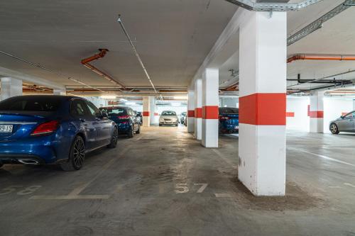 Flexible SelfCheckIns 129 - Zagreb - Garage - Loggia