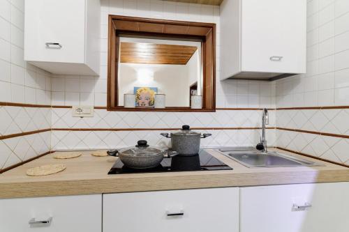Plebiscito Apartment by Ele