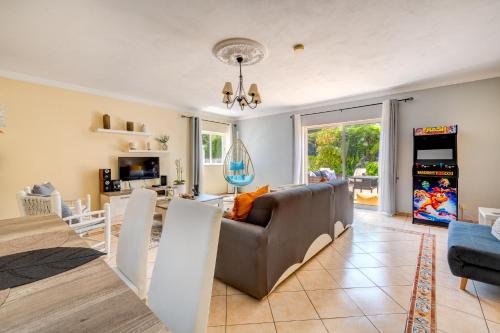 Vila da Encosta - Private - Heated swimming pool - By bedzy