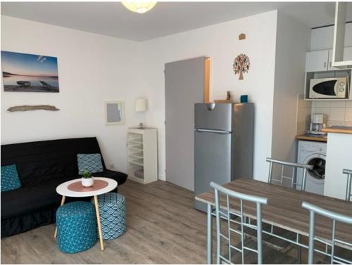 Bel appartement avec piscine et proche plage