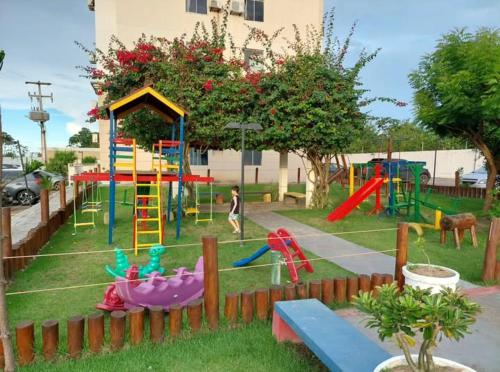 Herní místnost nebo prostor pro děti v ubytování Apto com vista para o mar e com piscina a 1 km da praia do Aracagy e 4 km da Litorânea