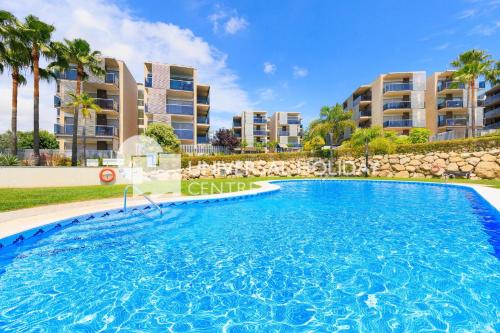 UHC Paradise Village Family Complex