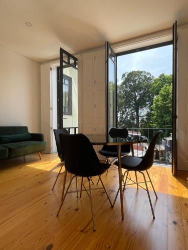 MariPinto Downtown Apartment