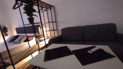 Et opholdsområde på GOA Beach Front Apartments