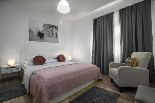Katil atau katil-katil dalam bilik di Apartments with parking spaces Rovinj - 24549
