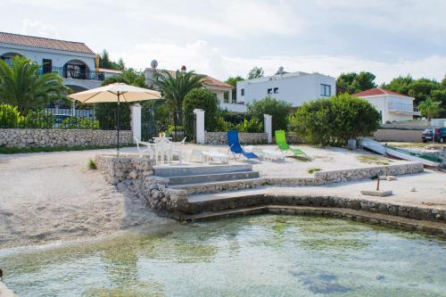 Seaside luxury villa with a swimming pool Okrug Gornji, Ciovo - 24340