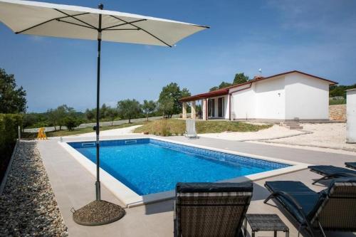 Family friendly house with a swimming pool Rovinjsko Selo, Rovinj - 24401