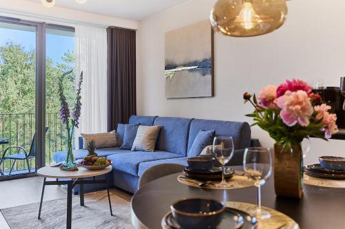 Golden Hour Apartments- Loft H 214