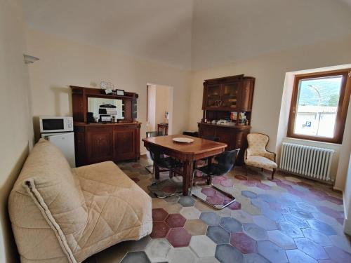 Kuchyň nebo kuchyňský kout v ubytování La casa del tempo
