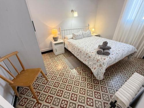 Postel nebo postele na pokoji v ubytování Cal Cinto · Apartamento rústico y renovado 7p