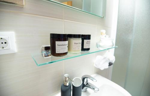 Ảnh trong thư viện ảnh của Sunny apartment - by the sea ở Sutivan