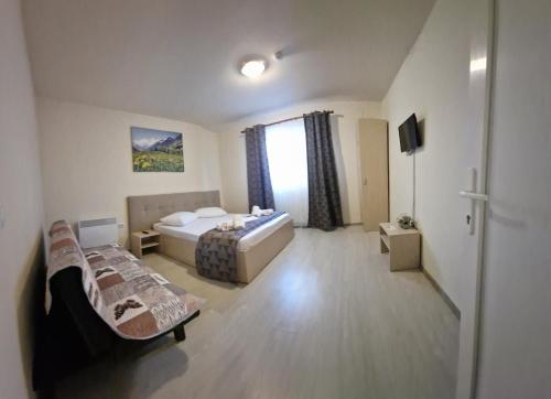 Fotografie z fotogalerie ubytování Casa Gimi v destinaci Băile Unu Mai