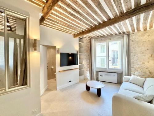 Luxe et Charme sur les Remparts du Vieil Antibes