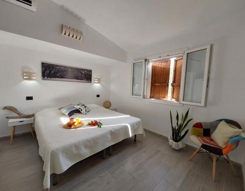 Ένα ή περισσότερα κρεβάτια σε δωμάτιο στο villa Dammar