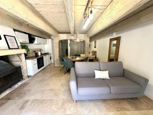 Η κουζίνα ή μικρή κουζίνα στο Les Appartements du Mas - Quartz