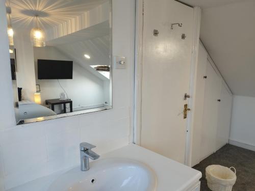 Ένα μπάνιο στο Entire Home in London