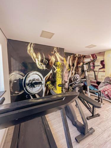 Fitness centrum a/nebo fitness zařízení v ubytování Hotel Encantos de Itaperapuã