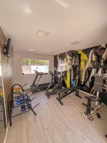 Fitness centrum a/nebo fitness zařízení v ubytování Hotel Encantos de Itaperapuã