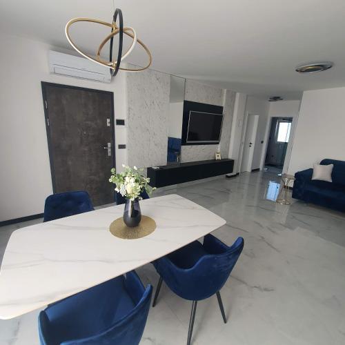 Apartmani Adrian i Mia