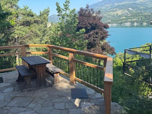 Photo de la galerie de l'établissement Appartement dans Chalet Savines, à Savines