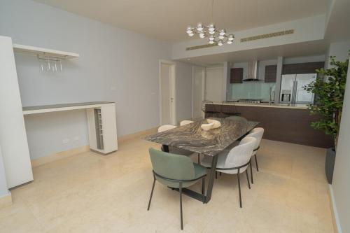 Dapur atau dapur kecil di YOO, signature ocean view stay by Yourhost