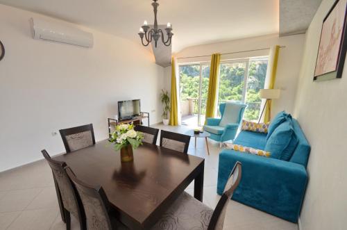 Χώρος καθιστικού στο Apartments Boka Pearl