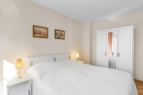 Apartment near Schloss Schönbrunn parking free