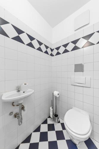 Apartment near Schloss Schönbrunn parking free