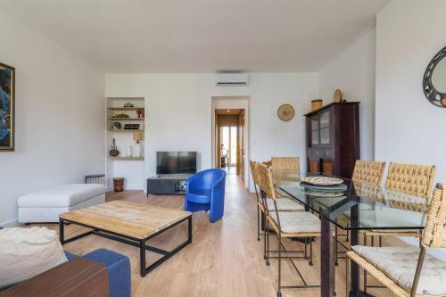 Elegant et lumineux 3 pieces Avenue Jean Medecin