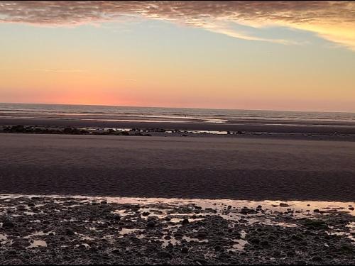 a view of the beach at sunset at Home in the beautiful Meath countryside in Dunshaughlin