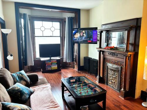 Télévision ou salle de divertissement dans l'établissement Nintendo, Filtered H2O, Cafe, Central, Self-Check