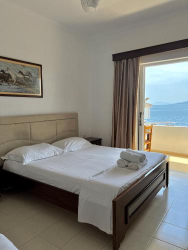 Postel nebo postele na pokoji v ubytování Beachside Coral Nest