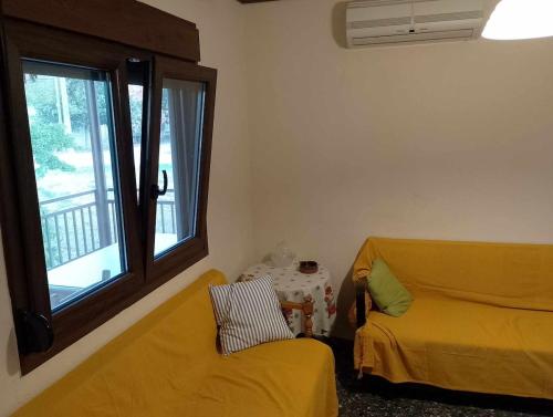 Christos House, New Vrasna