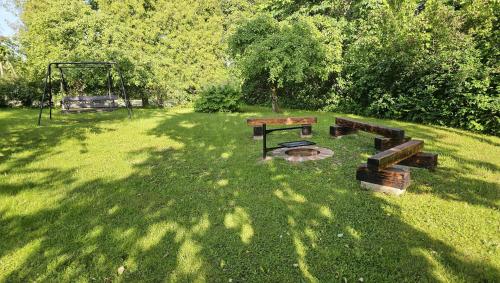 Un jardín fuera de Ziediņi